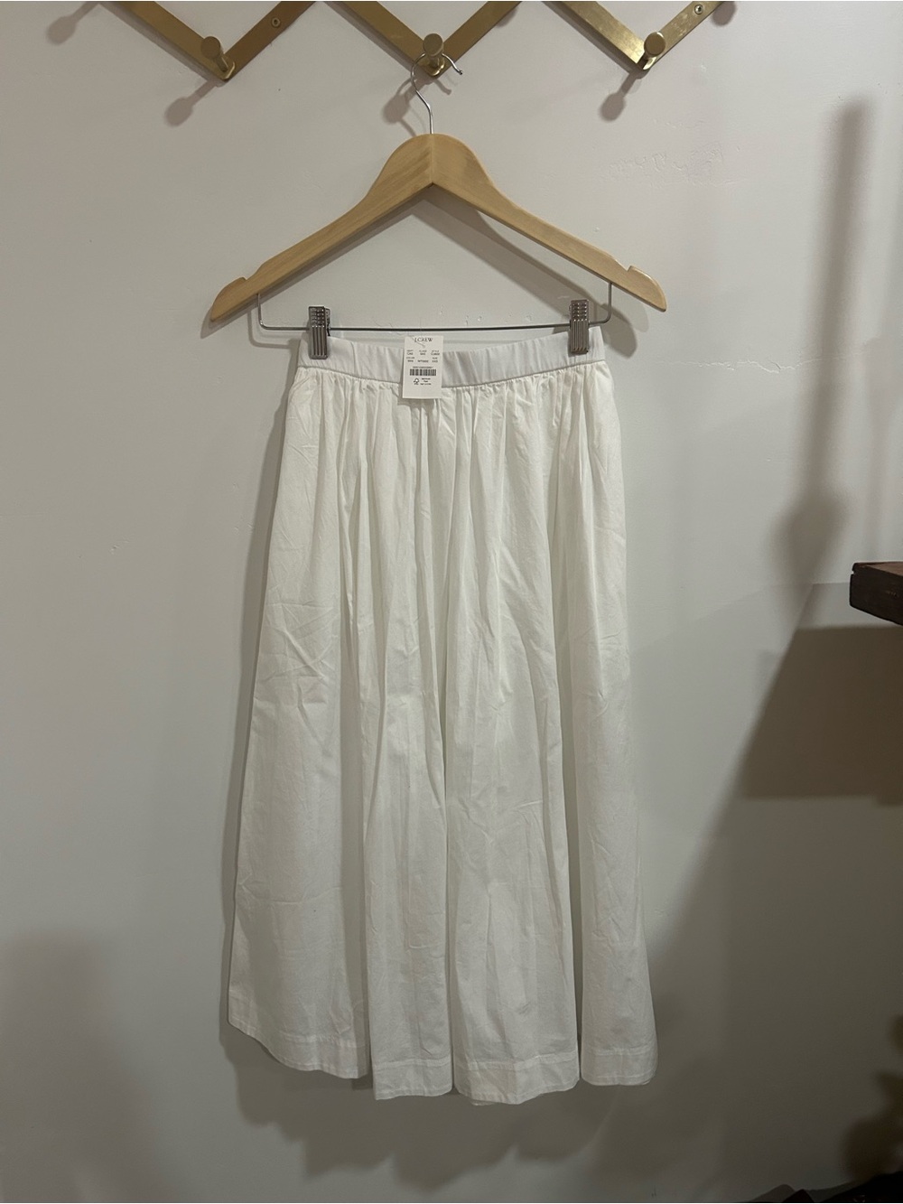 New!!! J. Crew White Gathered Midi Skirt - Picture 2 of 6
